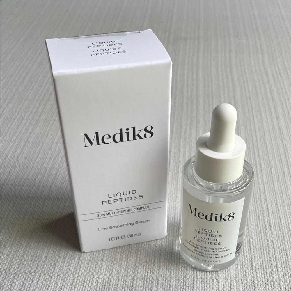 Medik8 Liquid Peptides™ Hydrating Serum with 10 Age-Defying Peptides